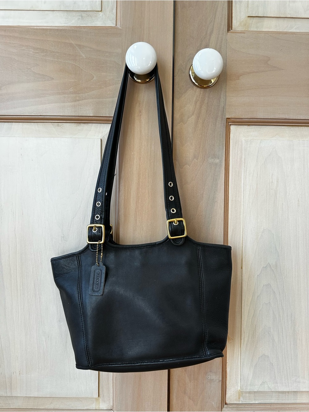 VINTAGE COACH 90s LEGACY SMALL SHOPPER — STYLE 9086